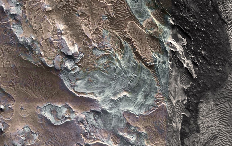 Glacier Remains Found on Mars
